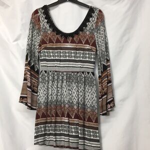 Alya Women’s Bell Sleeve Fit & Flare Scoop Neck Dress Size S Like-NEW